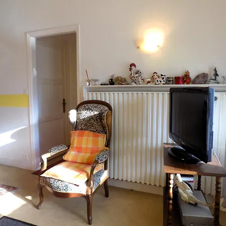 - Maison Rustique Avec Jardin Clos - Proche Commerces Et Plages 别墅 *