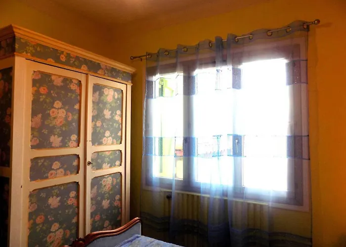 - Maison Rustique Avec Jardin Clos - Proche Commerces Et Plages * Royan