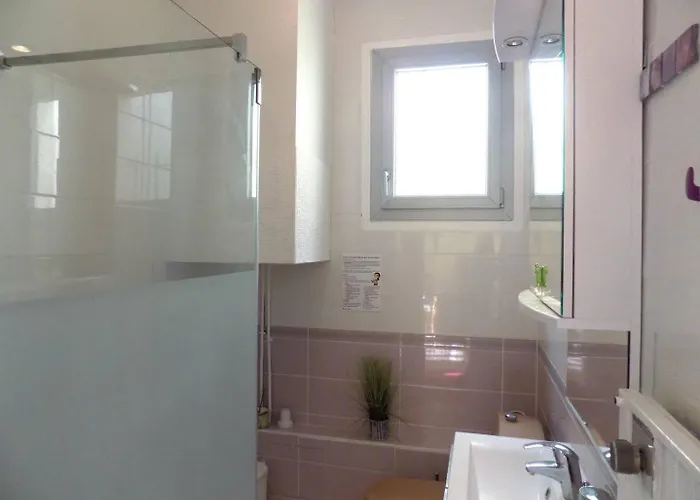 Villa - Maison Rustique Avec Jardin Clos - Proche Commerces Et Plages