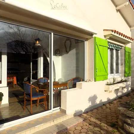 - Maison Rustique Avec Jardin Clos - Proche Commerces Et Plages Villa Royan