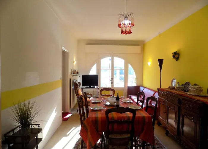 - Maison Rustique Avec Jardin Clos - Proche Commerces Et Plages Villa